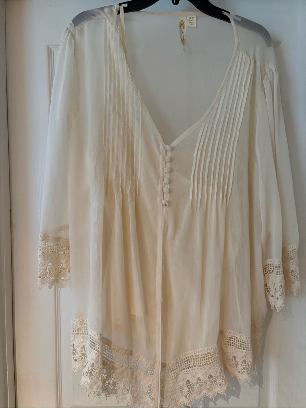 Adiva Cream Lace-Trim Peasant Tunic Top